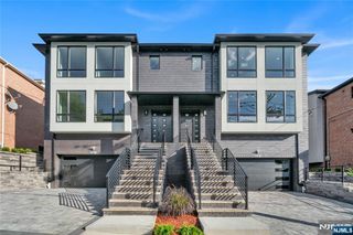 428 6th Street B, Palisades Park, NJ 07650