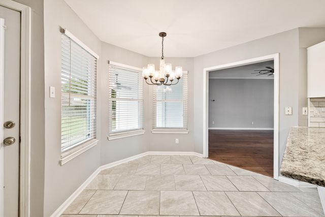 56 Waterside Cove, Maumelle, AR 72113