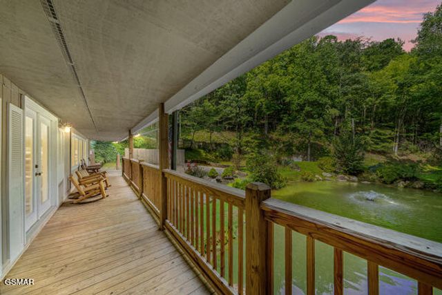 3127 Emerald Springs Loop, Sevierville, TN 37862