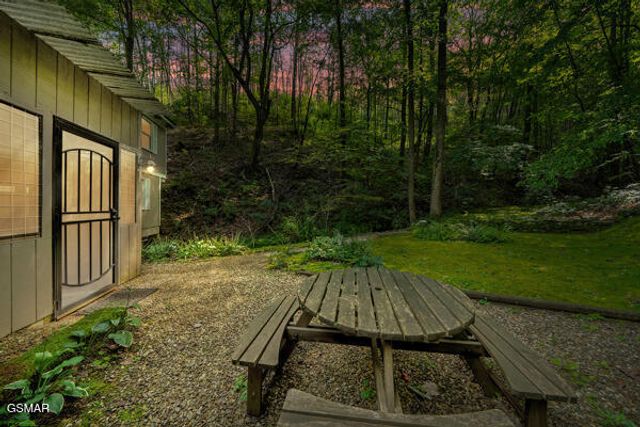 3127 Emerald Springs Loop, Sevierville, TN 37862