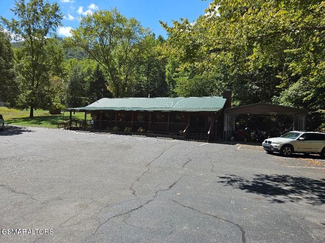 3127 Emerald Springs Loop, Sevierville, TN 37862