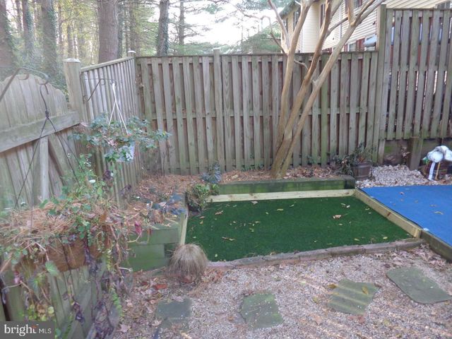 6021 HEATHERWOOD DR, Alexandria, VA 22310