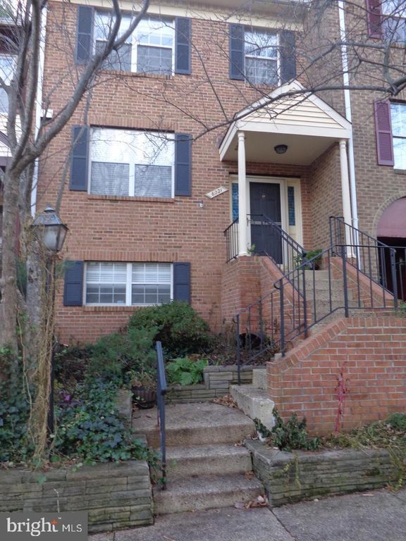 6021 HEATHERWOOD DR, Alexandria, VA 22310