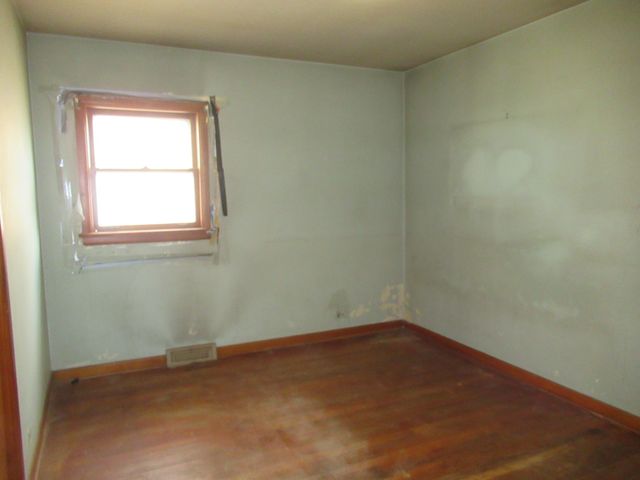 4737 S LEAMINGTON Avenue, Chicago, IL 60638