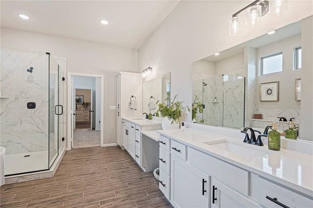 18390 W 195th Street, Spring Hill, KS 66083