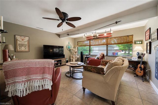 1410 Paloma DR, Fort Myers, FL 33901