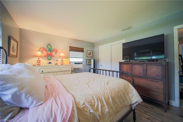 1410 Paloma DR, Fort Myers, FL 33901