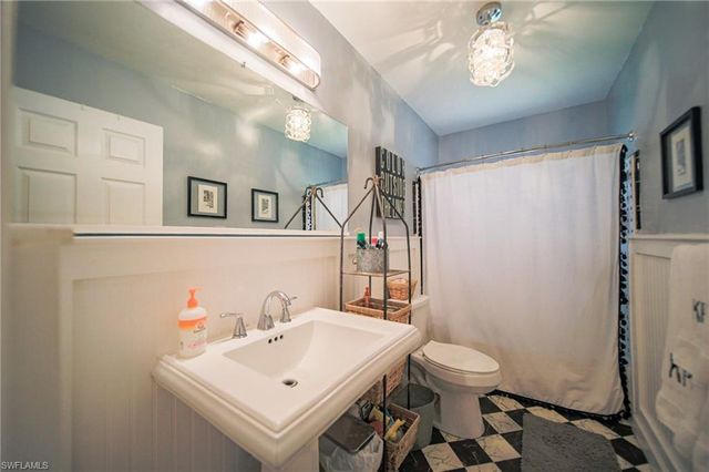1410 Paloma DR, Fort Myers, FL 33901