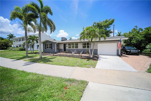 1410 Paloma DR, Fort Myers, FL 33901