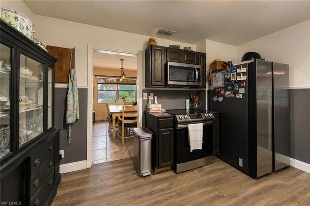 1410 Paloma DR, Fort Myers, FL 33901