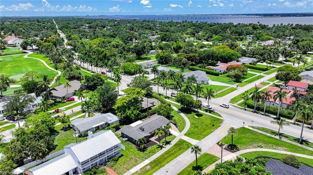 1410 Paloma DR, Fort Myers, FL 33901
