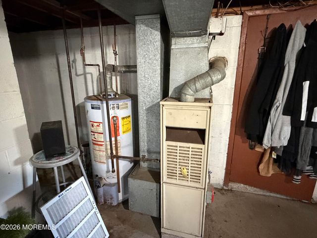 59 Walnut Street, Toms River, NJ 08753