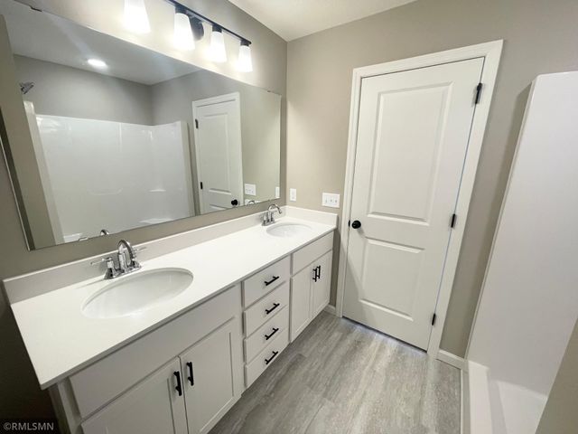 4680 199th Street N, Forest Lake, MN 55025