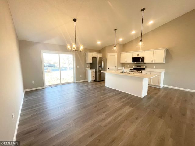 4680 199th Street N, Forest Lake, MN 55025