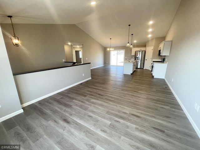 4680 199th Street N, Forest Lake, MN 55025