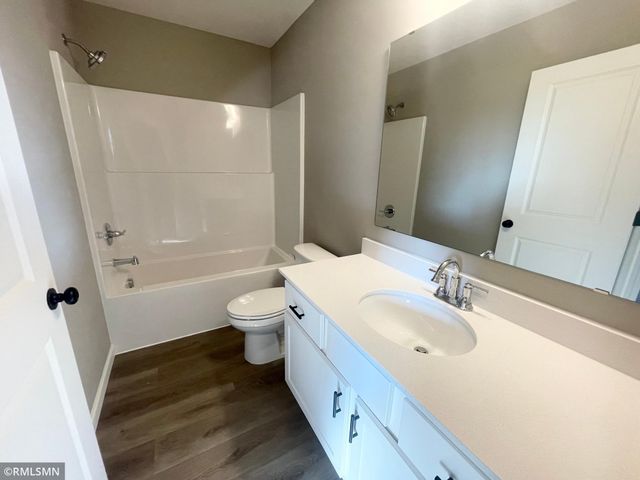 4680 199th Street N, Forest Lake, MN 55025