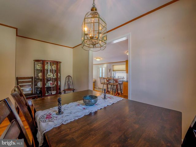 118 N LINE RD, Newtown Square, PA 19073