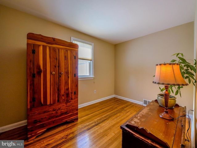 118 N LINE RD, Newtown Square, PA 19073