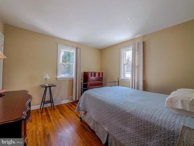 118 N LINE RD, Newtown Square, PA 19073