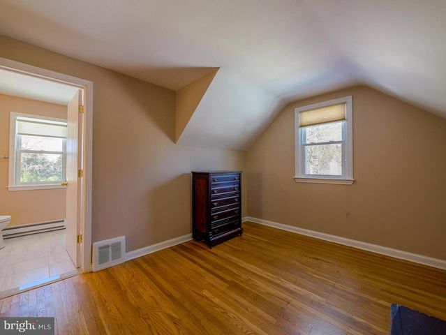 118 N LINE RD, Newtown Square, PA 19073