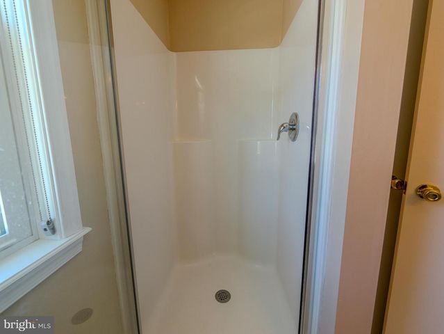 118 N LINE RD, Newtown Square, PA 19073