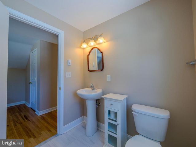 118 N LINE RD, Newtown Square, PA 19073