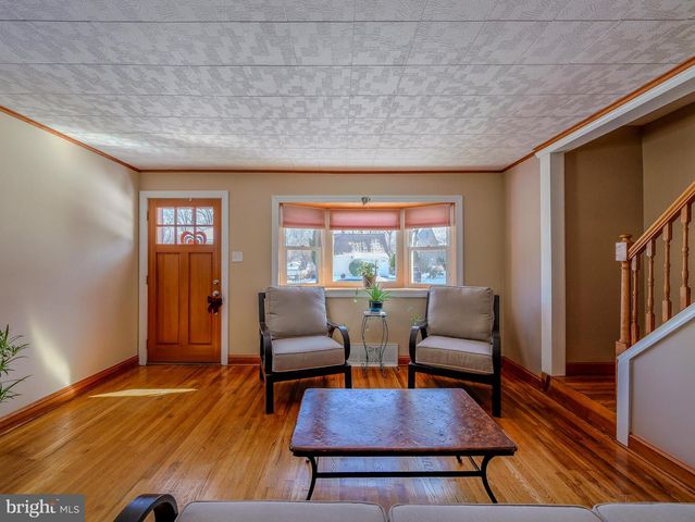 118 N LINE RD, Newtown Square, PA 19073