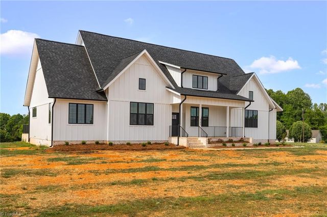 6205 Phillippi Road, Julian, NC 27233