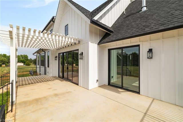 6205 Phillippi Road, Julian, NC 27233