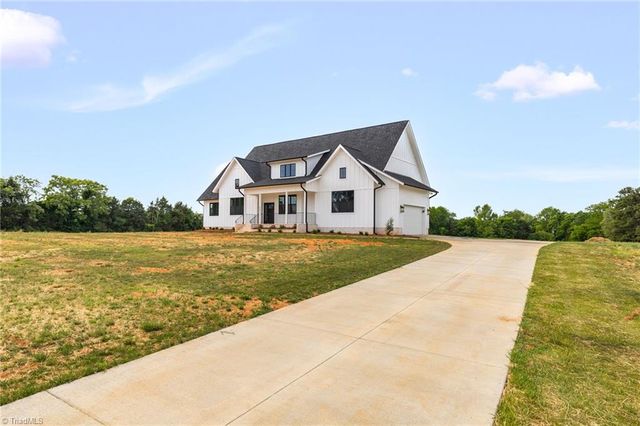 6205 Phillippi Road, Julian, NC 27233