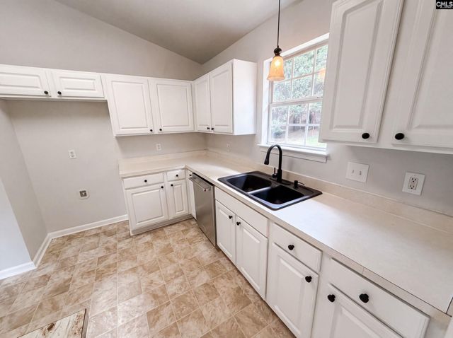 220 Longshadow Drive, Lexington, SC 29072