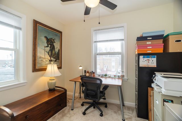 6552 N Troy Street, Chicago, IL 60645