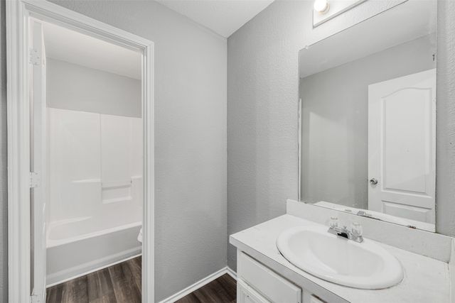 1092 Winding Creek, Cedar Hill, TX 75104
