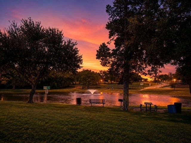 1092 Winding Creek, Cedar Hill, TX 75104