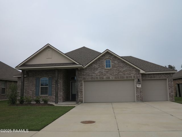 207 Holly Grove Lane, Youngsville, LA 70592