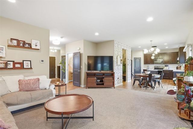 235 Crystal Wood Circle, Howell, MI 48843
