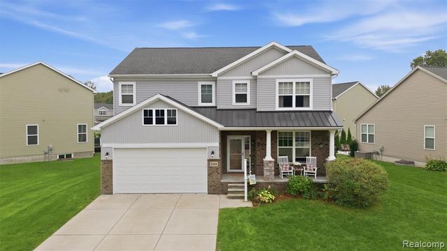 235 Crystal Wood Circle, Howell, MI 48843