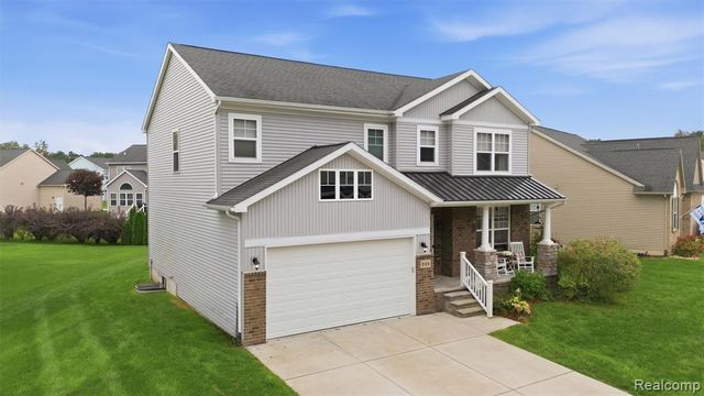 235 Crystal Wood Circle, Howell, MI 48843