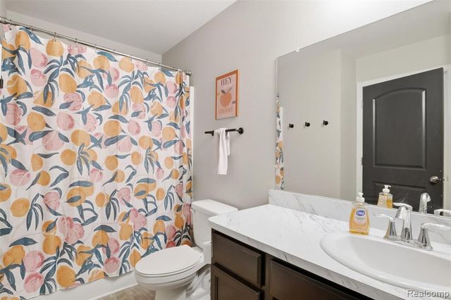 235 Crystal Wood Circle, Howell, MI 48843