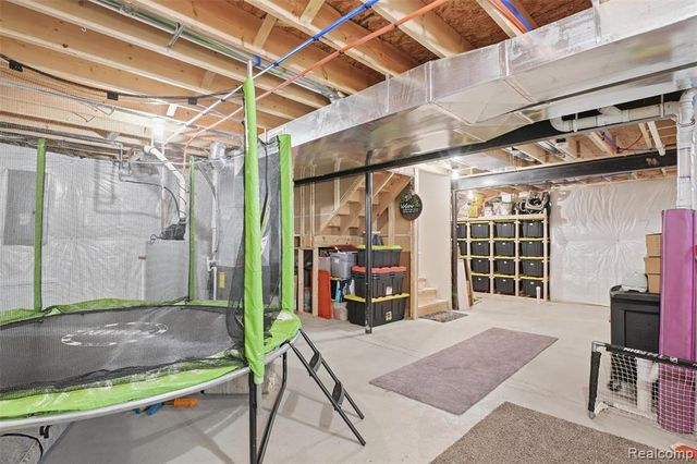 235 Crystal Wood Circle, Howell, MI 48843