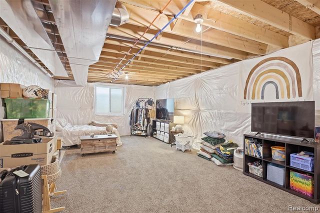 235 Crystal Wood Circle, Howell, MI 48843