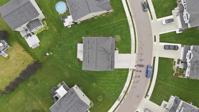 235 Crystal Wood Circle, Howell, MI 48843