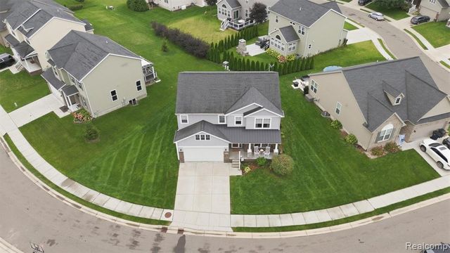 235 Crystal Wood Circle, Howell, MI 48843