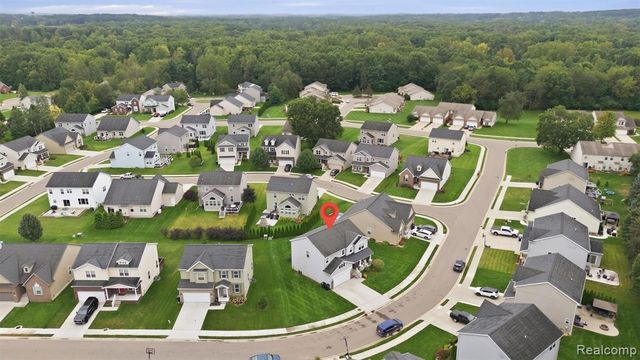 235 Crystal Wood Circle, Howell, MI 48843