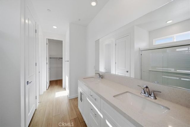 3265 E Avenue J-4, Lancaster, CA 93535