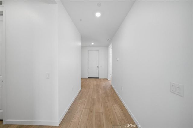 3265 E Avenue J-4, Lancaster, CA 93535