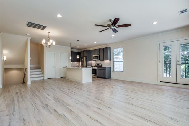 4316 Hartford Street 31, Dallas, TX 75219