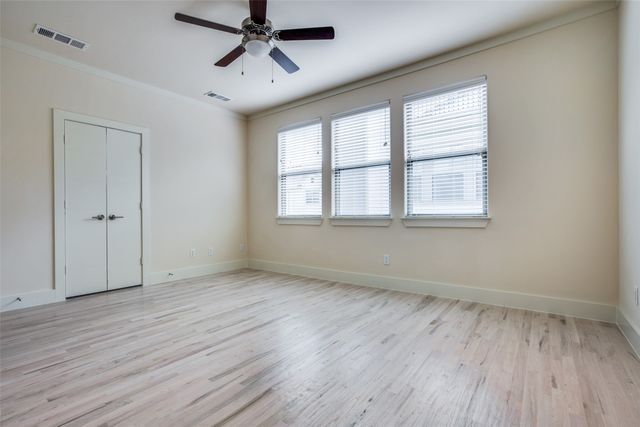 4316 Hartford Street 31, Dallas, TX 75219