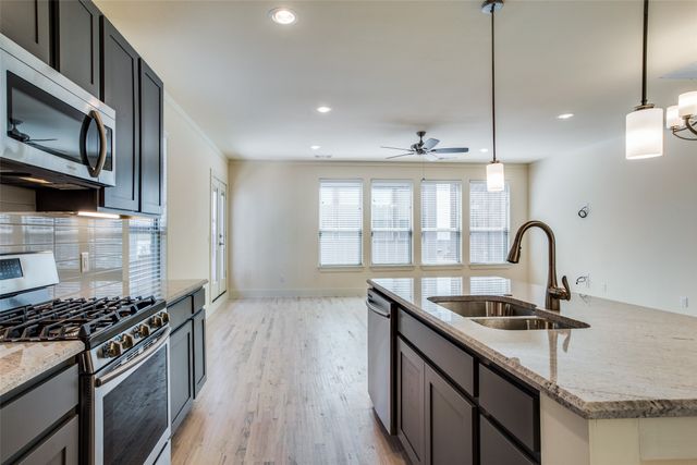 4316 Hartford Street 31, Dallas, TX 75219