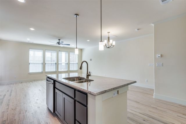 4316 Hartford Street 31, Dallas, TX 75219
